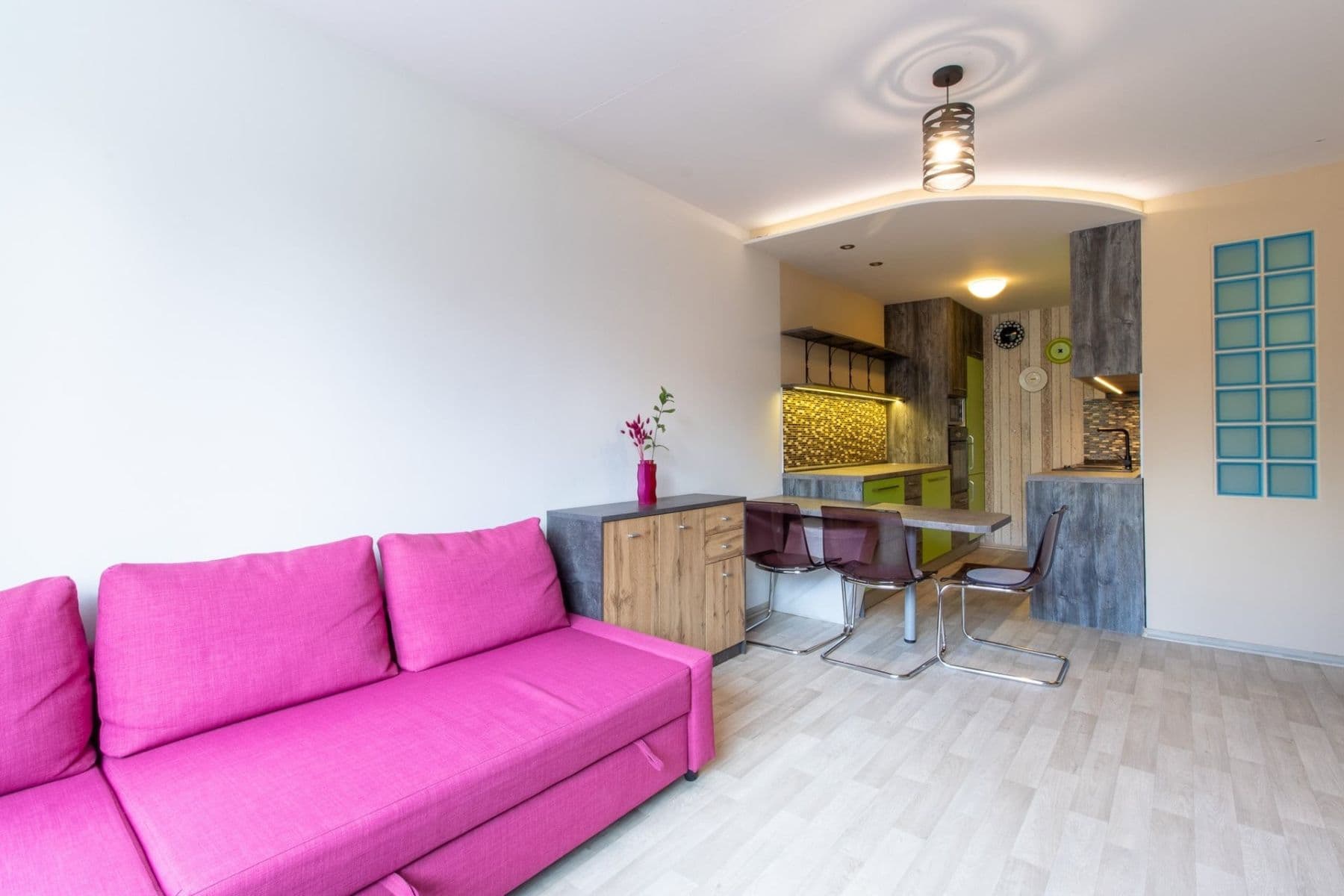 Prenájom bytu 2-izbový 45 m², Hráského, Praha, Praha Prenájom bytu 2-izbový 45 m², Hráského, Praha, Praha