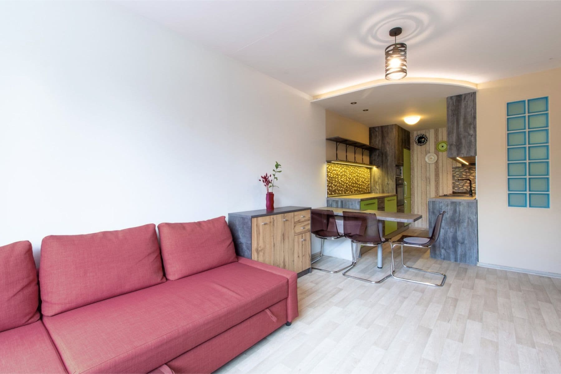 Prenájom bytu 2-izbový 45 m², Hráského, Praha, Praha Prenájom bytu 2-izbový 45 m², Hráského, Praha, Praha