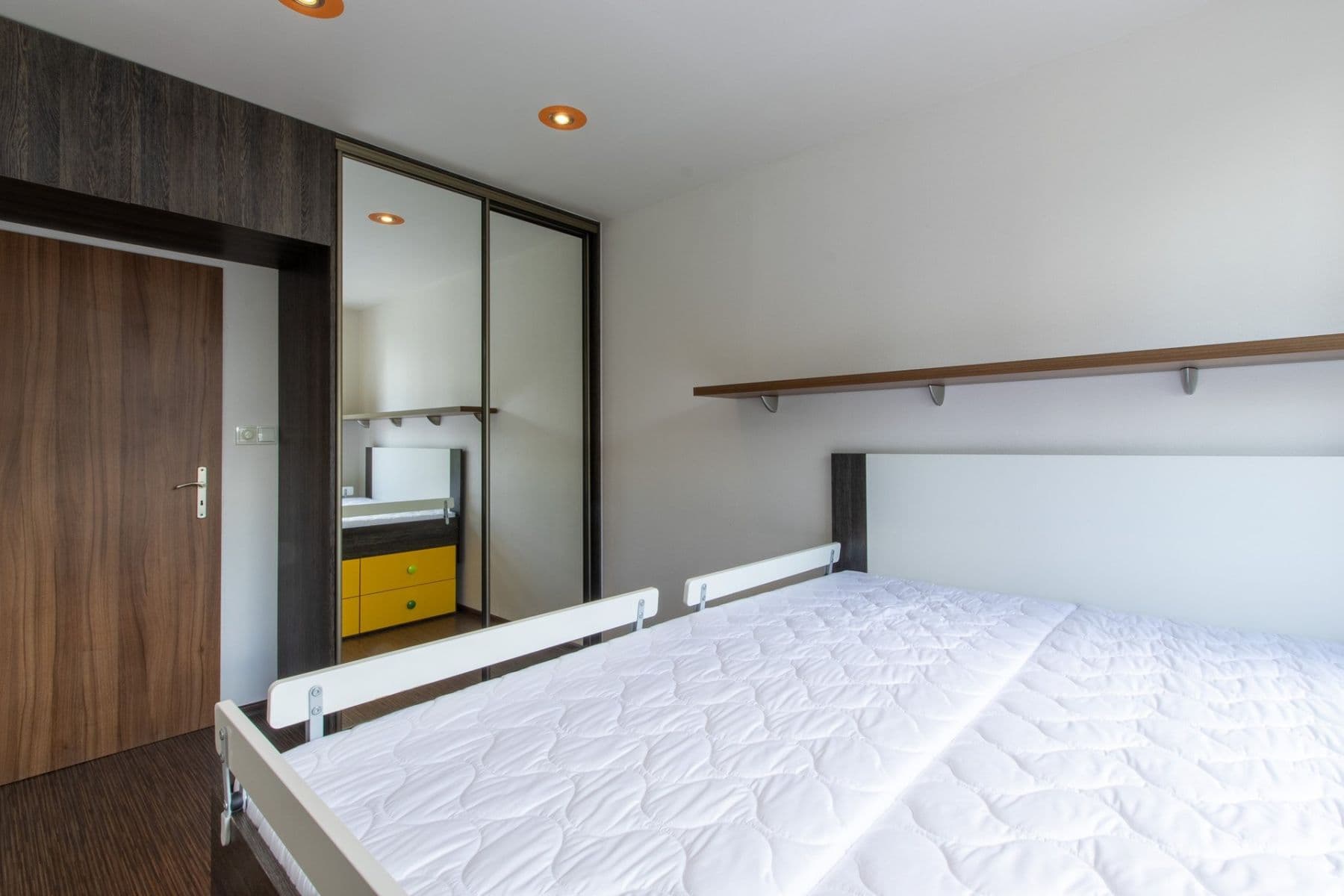 Prenájom bytu 2-izbový 45 m², Hráského, Praha, Praha Prenájom bytu 2-izbový 45 m², Hráského, Praha, Praha