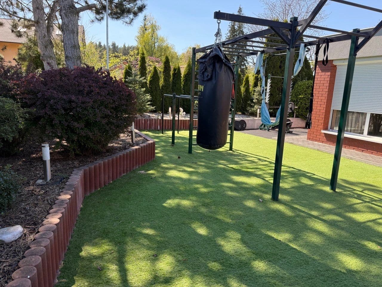 Predaj domu 350 m², pozemek 1.729 m², V Zahradách, Jirny, Středočeský kraj Predaj domu 350 m², pozemek 1.729 m², V Zahradách, Jirny, Středočeský kraj