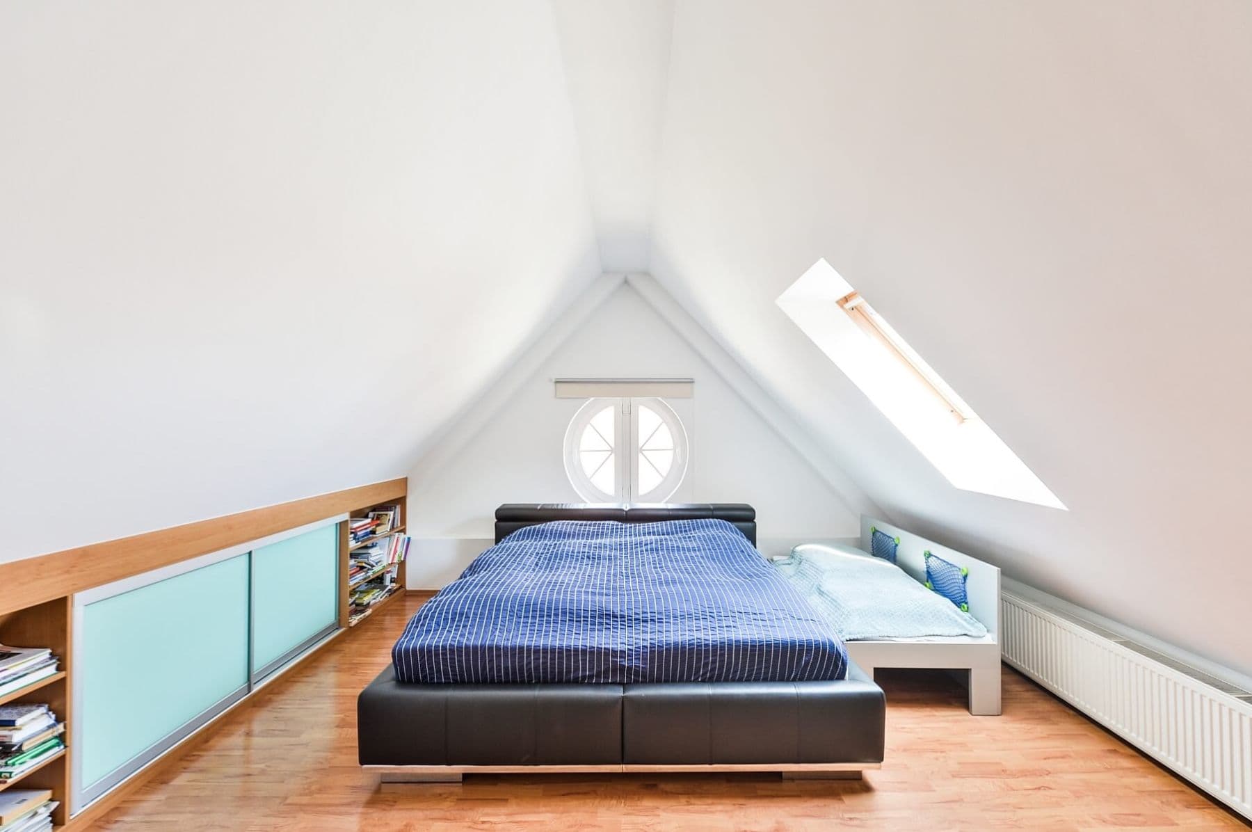 Prenájom bytu 4-izbový 165 m², Jilemnického, Praha, Praha Prenájom bytu 4-izbový 165 m², Jilemnického, Praha, Praha