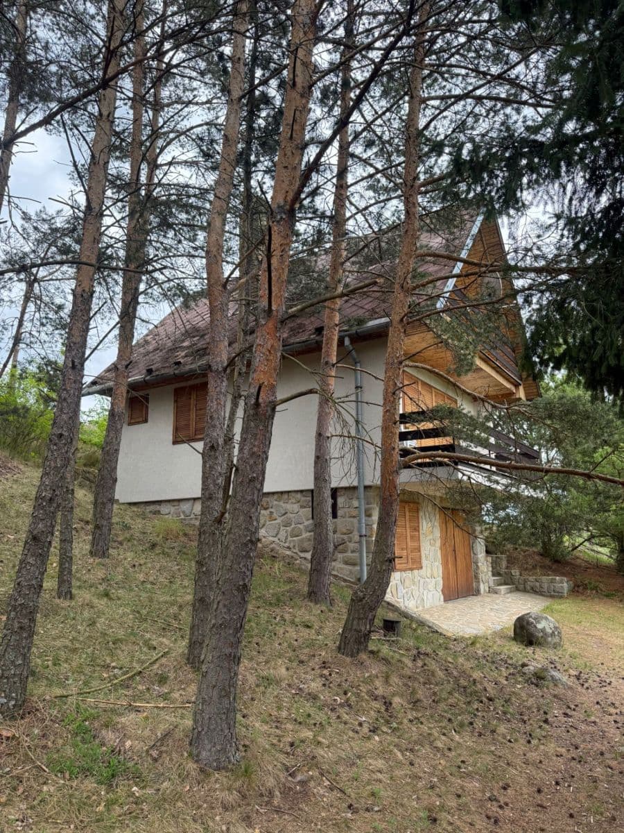 Predaj rekreačného objektu 82 m², pozemek 1.665 m², Trnava, Kraj Vysočina Predaj rekreačného objektu 82 m², pozemek 1.665 m², Trnava, Kraj Vysočina