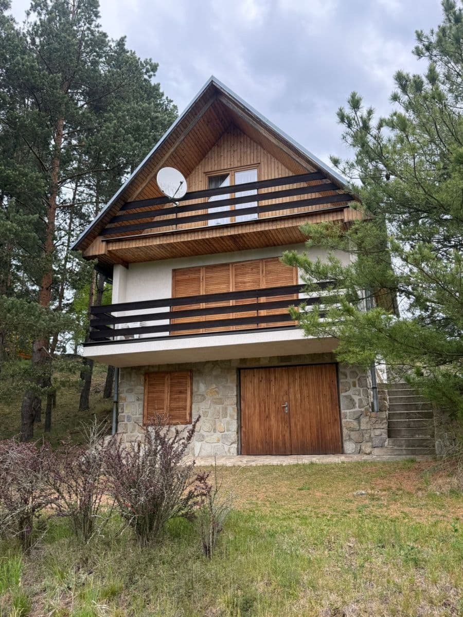 Predaj rekreačného objektu 82 m², pozemek 1.665 m², Trnava, Kraj Vysočina Predaj rekreačného objektu 82 m², pozemek 1.665 m², Trnava, Kraj Vysočina
