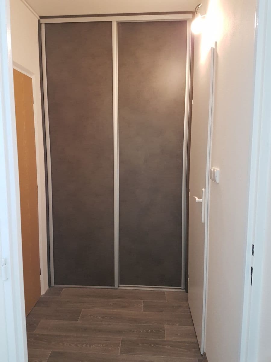 Prenájom bytu 2-izbový 34 m², Červenkova, Praha, Praha Prenájom bytu 2-izbový 34 m², Červenkova, Praha, Praha
