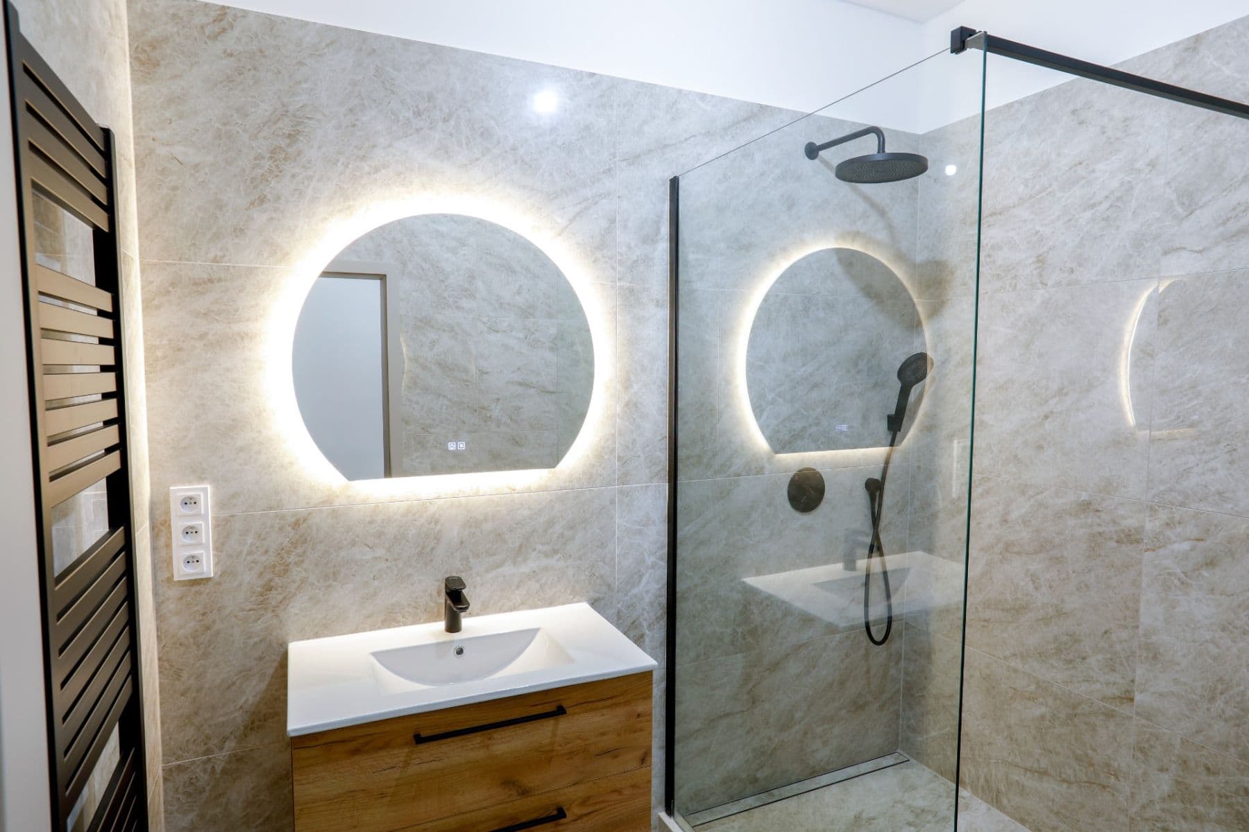 Predaj bytu 2-izbový 54 m², Dělnická, Praha, Praha Predaj bytu 2-izbový 54 m², Dělnická, Praha, Praha
