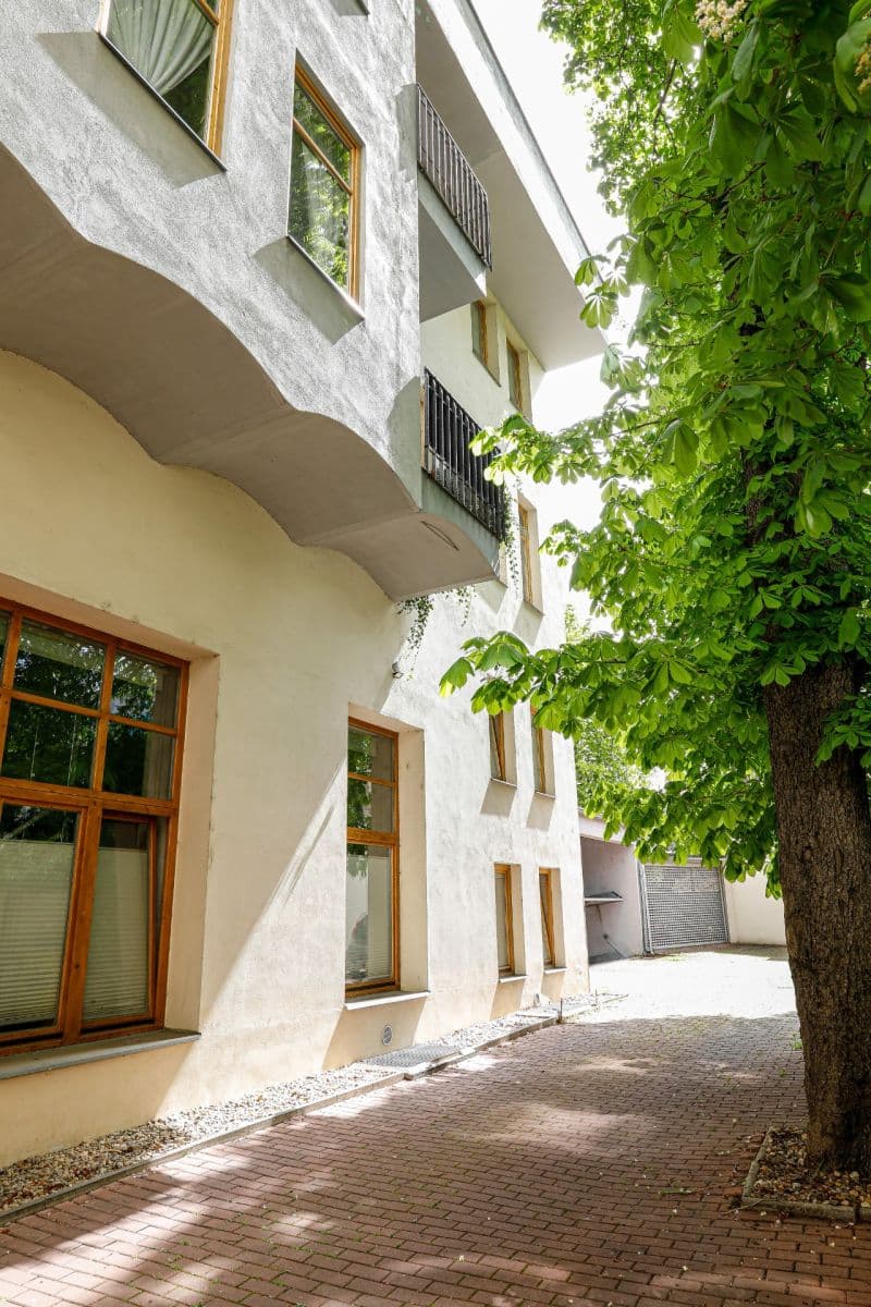 Predaj bytu 2-izbový 54 m², Dělnická, Praha, Praha Predaj bytu 2-izbový 54 m², Dělnická, Praha, Praha