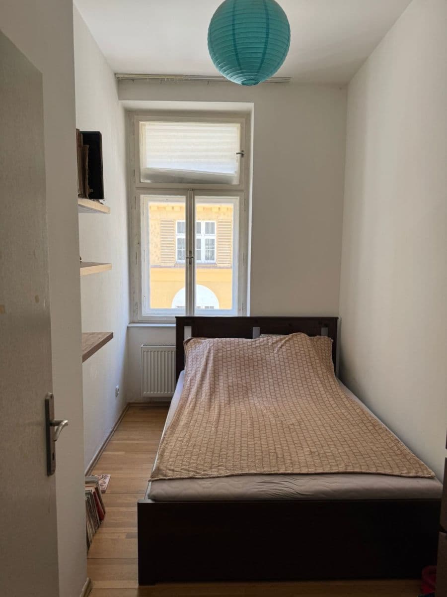 Prenájom bytu 2-izbový 35 m², Umělecká, Praha, Praha Prenájom bytu 2-izbový 35 m², Umělecká, Praha, Praha