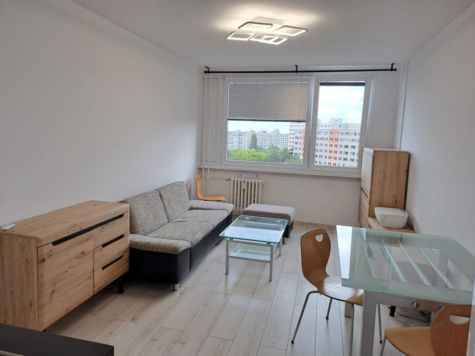 Prenájom bytu 2-izbový 43 m², Hostinského, Praha, Praha Prenájom bytu 2-izbový 43 m², Hostinského, Praha, Praha