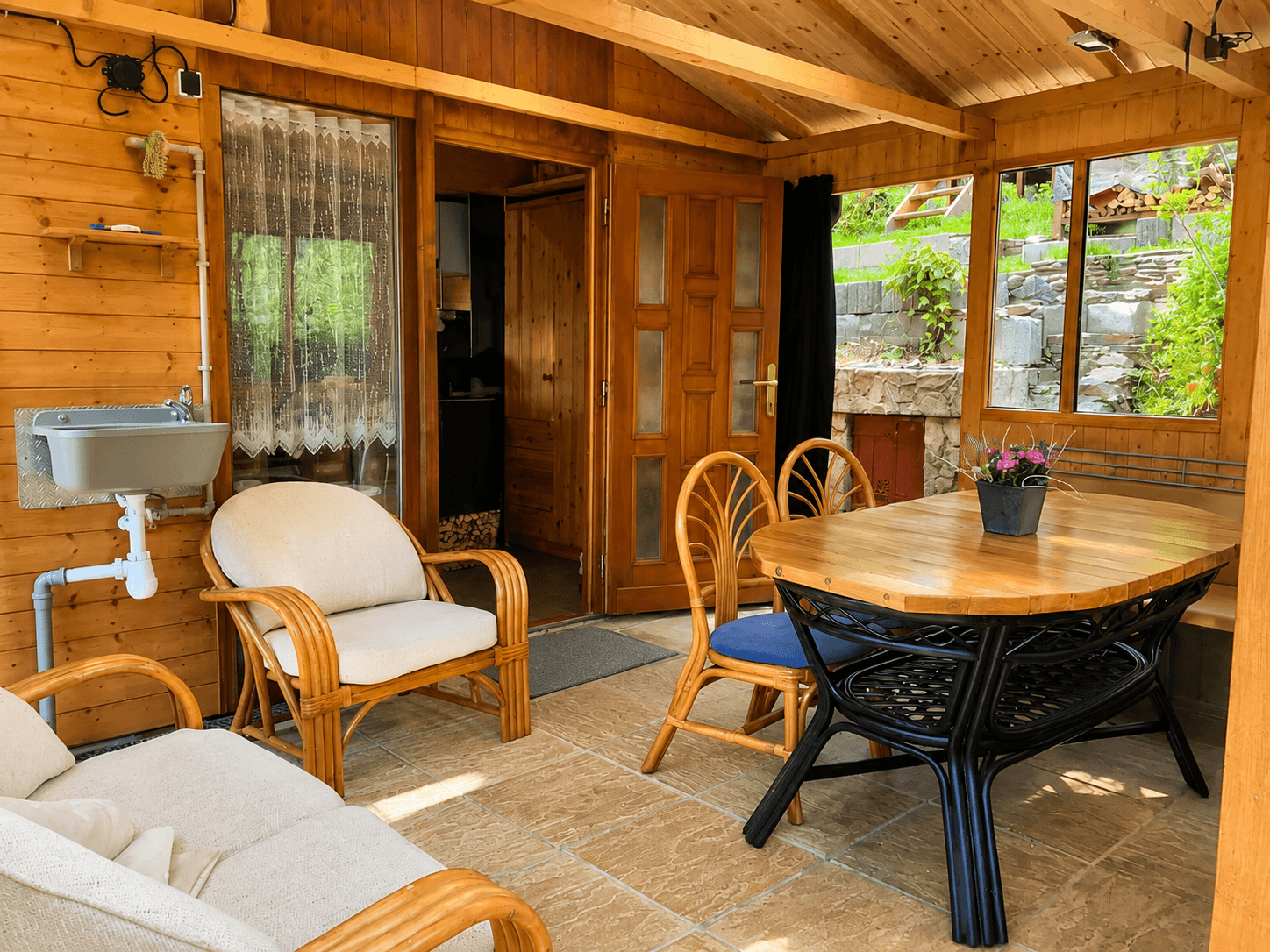 Predaj rekreačného objektu 49 m², pozemek 273 m², Za Horou, Petrov, Středočeský kraj Predaj rekreačného objektu 49 m², pozemek 273 m², Za Horou, Petrov, Středočeský kraj