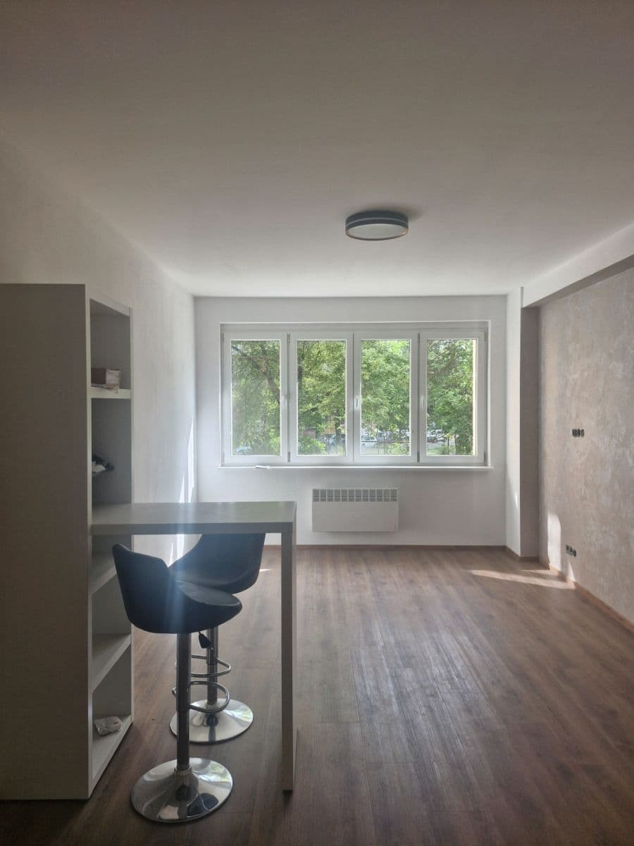 Predaj bytu 2-izbový 43 m², Kolbenova, Praha, Praha Predaj bytu 2-izbový 43 m², Kolbenova, Praha, Praha