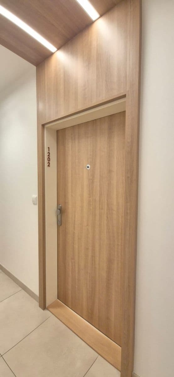 Prenájom bytu 2-izbový 50 m², Komořanská, Praha, Praha Prenájom bytu 2-izbový 50 m², Komořanská, Praha, Praha