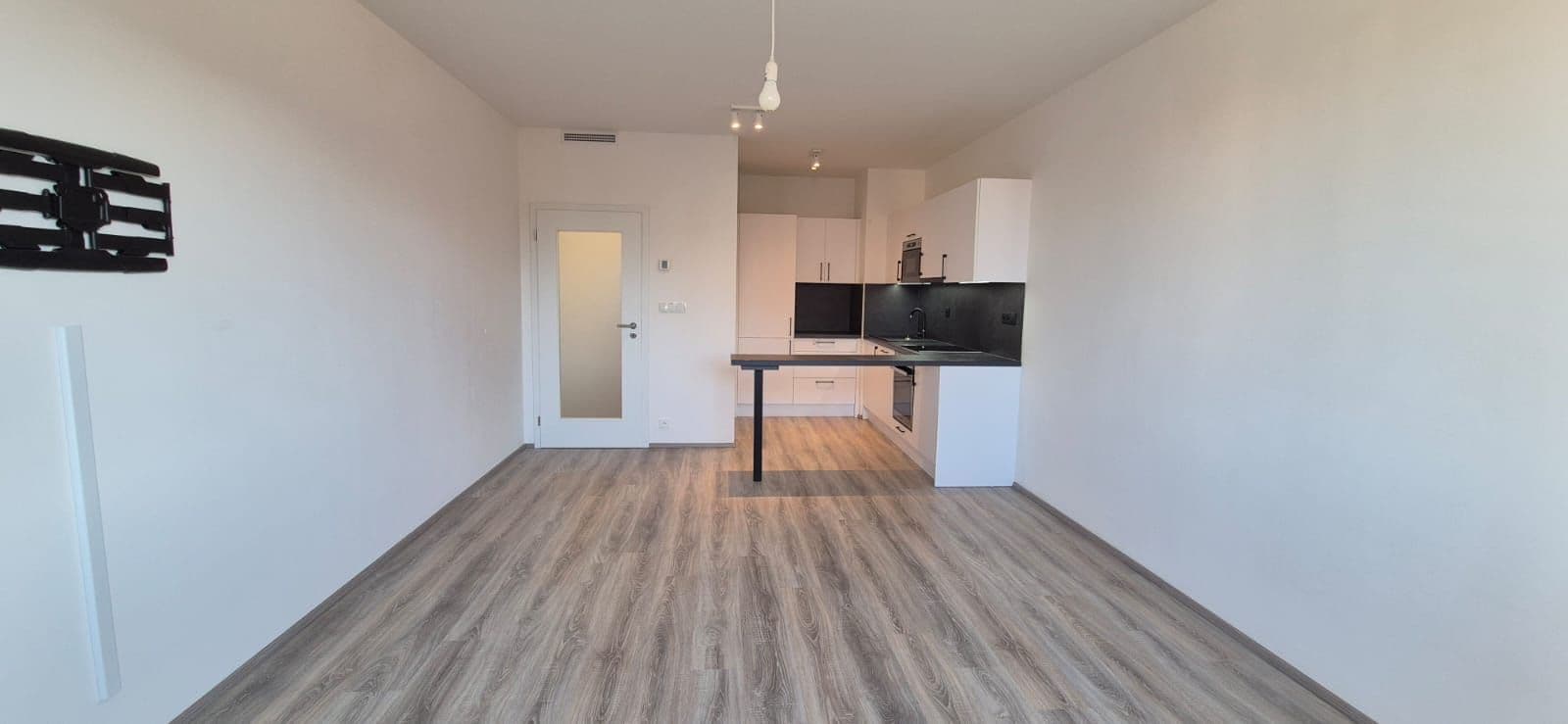 Prenájom bytu 2-izbový 50 m², Komořanská, Praha, Praha Prenájom bytu 2-izbový 50 m², Komořanská, Praha, Praha