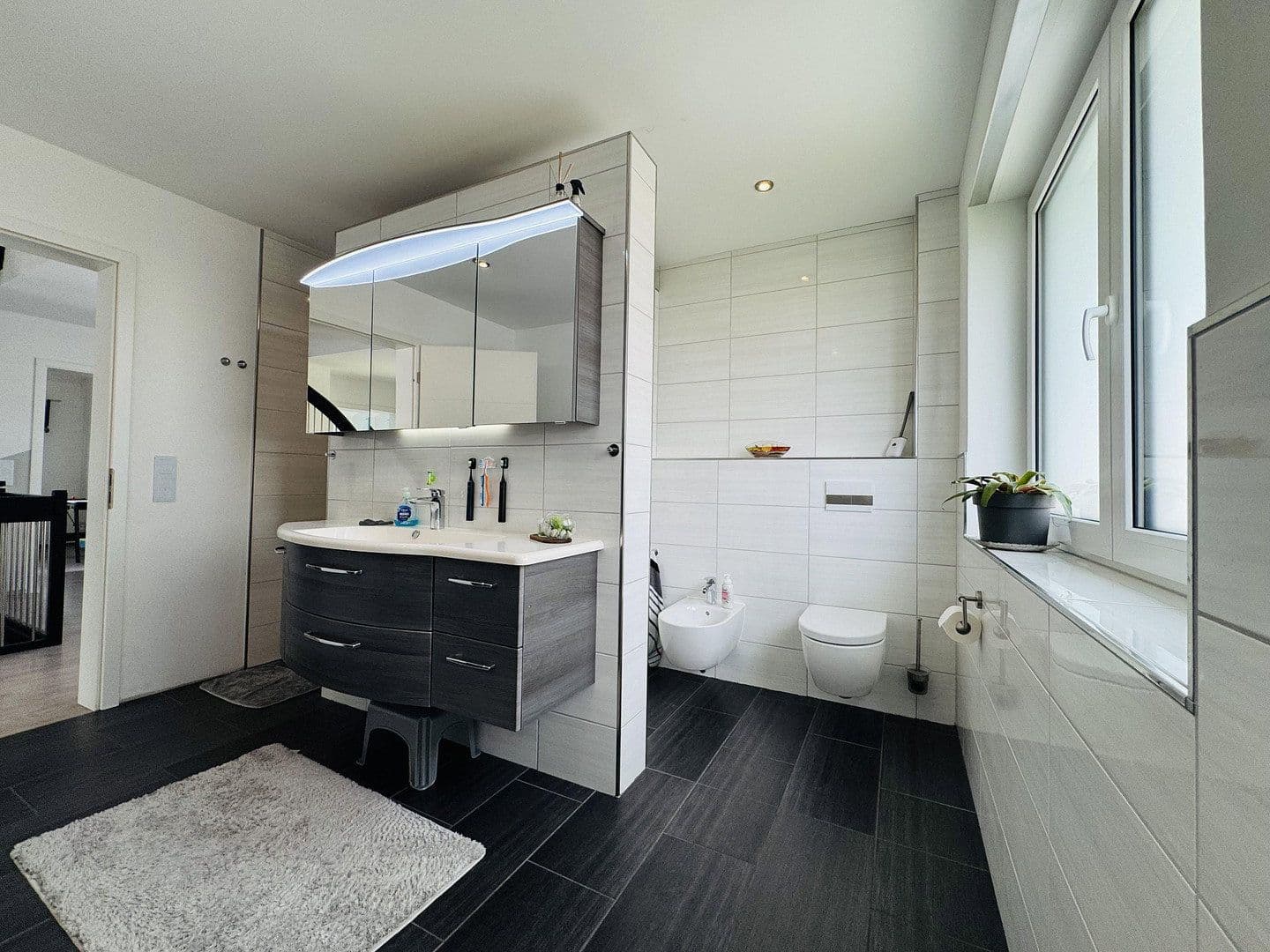 Predaj domu 177 m², pozemek 644 m², Johanne-Stelzer-Straße 36 2016, Vlotho, Severné Porýnie - Westfálsko Predaj domu 177 m², pozemek 644 m², Johanne-Stelzer-Straße 36 2016, Vlotho, Severné Porýnie - Westfálsko