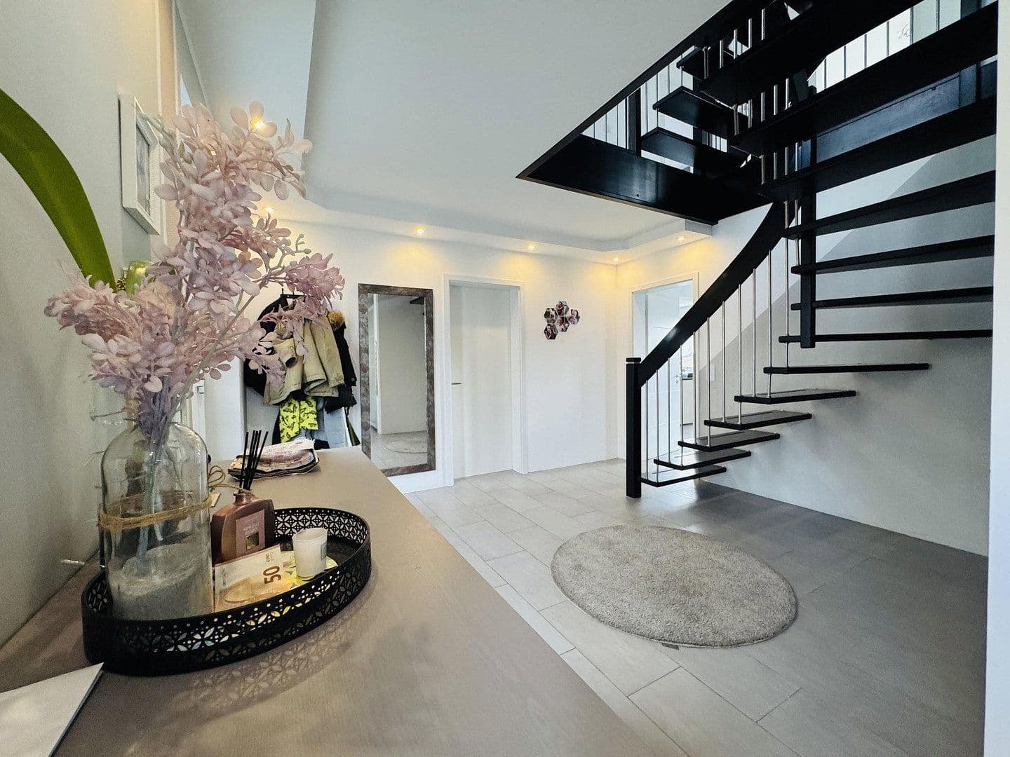 Predaj domu 177 m², pozemek 644 m², Johanne-Stelzer-Straße 36 2016, Vlotho, Severné Porýnie - Westfálsko Predaj domu 177 m², pozemek 644 m², Johanne-Stelzer-Straße 36 2016, Vlotho, Severné Porýnie - Westfálsko