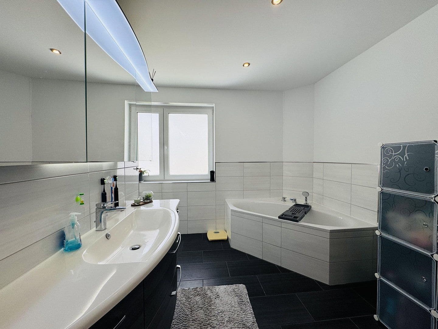 Predaj domu 177 m², pozemek 644 m², Johanne-Stelzer-Straße 36 2016, Vlotho, Severné Porýnie - Westfálsko Predaj domu 177 m², pozemek 644 m², Johanne-Stelzer-Straße 36 2016, Vlotho, Severné Porýnie - Westfálsko
