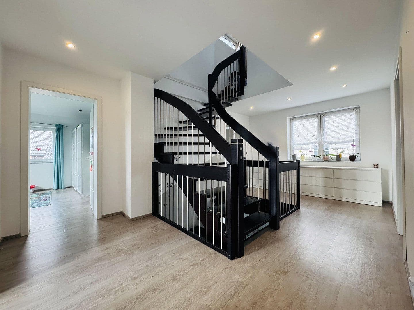 Predaj domu 177 m², pozemek 644 m², Johanne-Stelzer-Straße 36 2016, Vlotho, Severné Porýnie - Westfálsko Predaj domu 177 m², pozemek 644 m², Johanne-Stelzer-Straße 36 2016, Vlotho, Severné Porýnie - Westfálsko