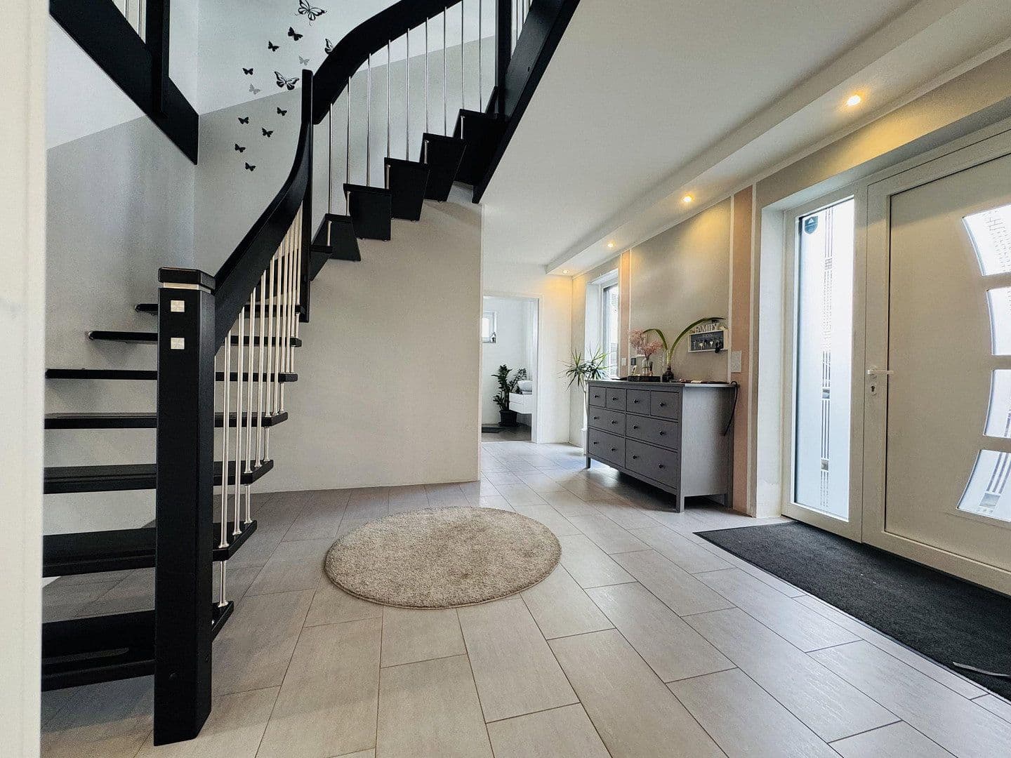 Predaj domu 177 m², pozemek 644 m², Johanne-Stelzer-Straße 36 2016, Vlotho, Severné Porýnie - Westfálsko Predaj domu 177 m², pozemek 644 m², Johanne-Stelzer-Straße 36 2016, Vlotho, Severné Porýnie - Westfálsko