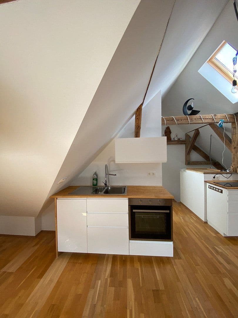 Prenájom bytu 1-izbový 55 m², Schwemmäckergasse 36, Wien, Viedeň Prenájom bytu 1-izbový 55 m², Schwemmäckergasse 36, Wien, Viedeň