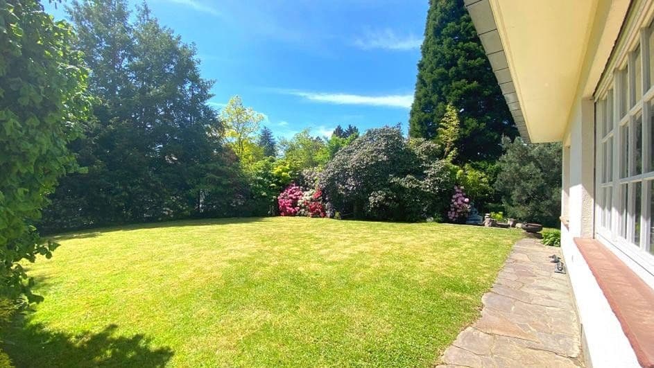 Predaj domu 350 m², pozemek 1.600 m², Königstein im Taunus, Hesensko Predaj domu 350 m², pozemek 1.600 m², Königstein im Taunus, Hesensko