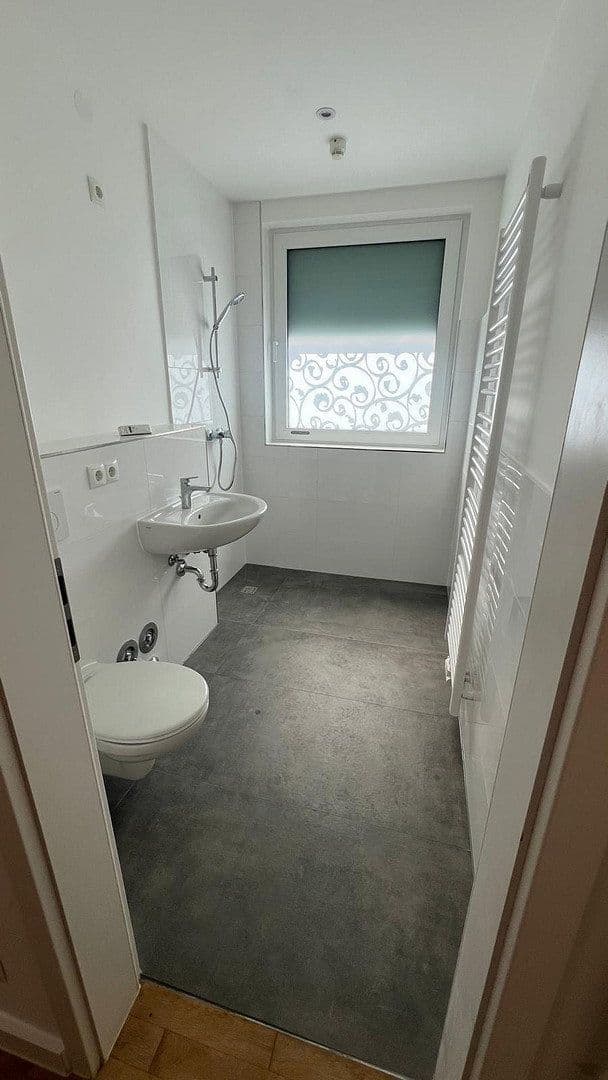 Prenájom bytu 2-izbový 74 m², Broichstr. 75, Bonn-Beuel, Severné Porýnie - Westfálsko Prenájom bytu 2-izbový 74 m², Broichstr. 75, Bonn-Beuel, Severné Porýnie - Westfálsko