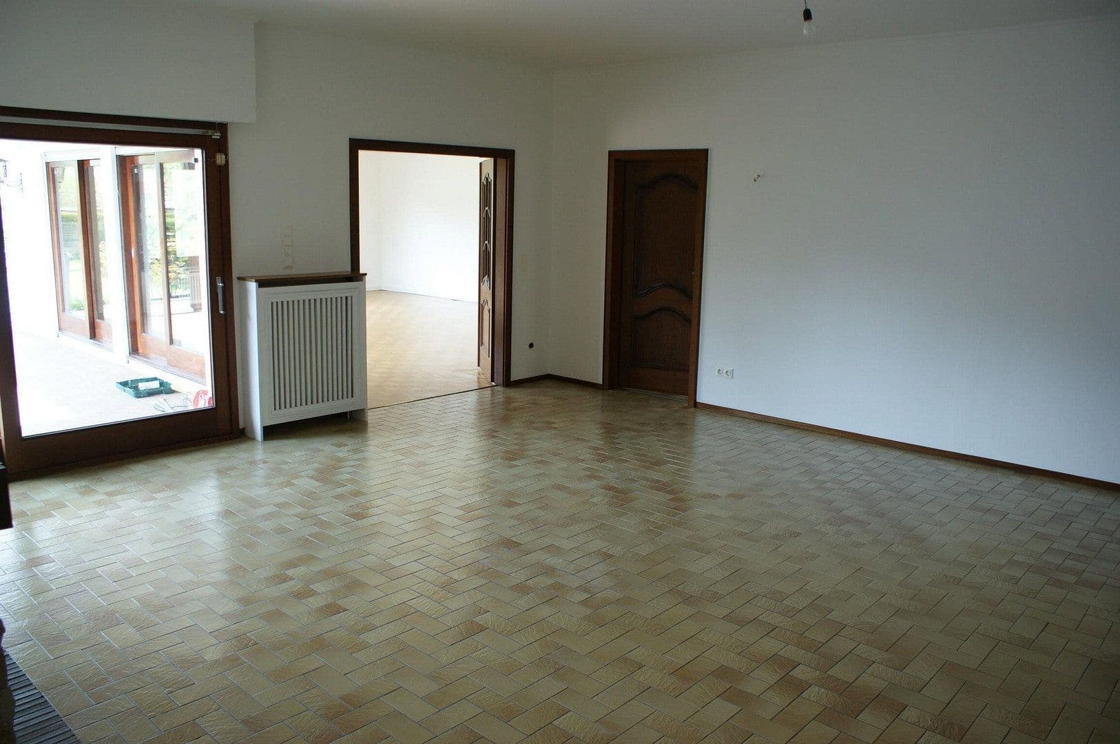 Predaj domu 265 m², pozemek 1.321 m², Berlin, Berlín Predaj domu 265 m², pozemek 1.321 m², Berlin, Berlín