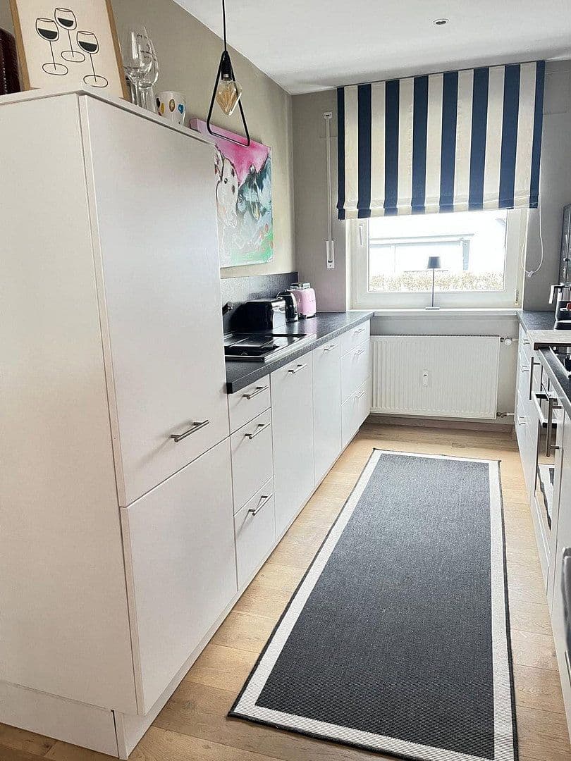 Predaj domu 108 m², pozemek 334 m², Friedrichsdorf, Hesensko Predaj domu 108 m², pozemek 334 m², Friedrichsdorf, Hesensko