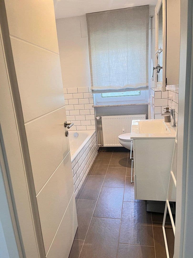 Predaj domu 108 m², pozemek 334 m², Friedrichsdorf, Hesensko Predaj domu 108 m², pozemek 334 m², Friedrichsdorf, Hesensko