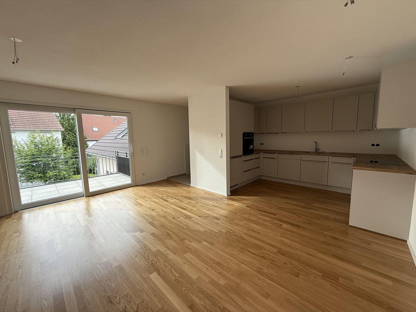 Prenájom bytu 3-izbový 97 m², Fischinger Straße, Binzen, Bádensko-Wurttembersko Prenájom bytu 3-izbový 97 m², Fischinger Straße, Binzen, Bádensko-Wurttembersko