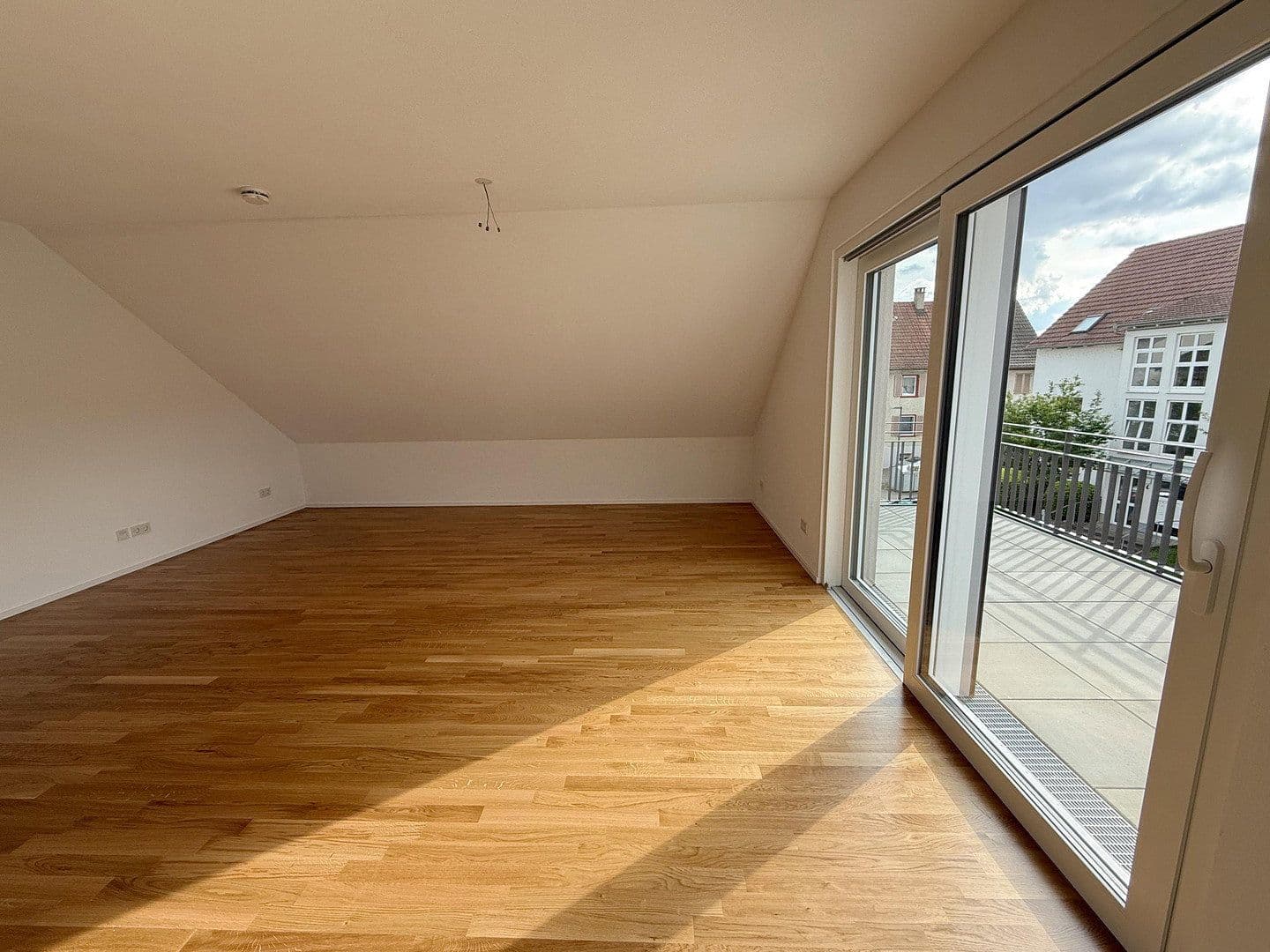 Prenájom bytu 3-izbový 97 m², Fischinger Straße, Binzen, Bádensko-Wurttembersko Prenájom bytu 3-izbový 97 m², Fischinger Straße, Binzen, Bádensko-Wurttembersko