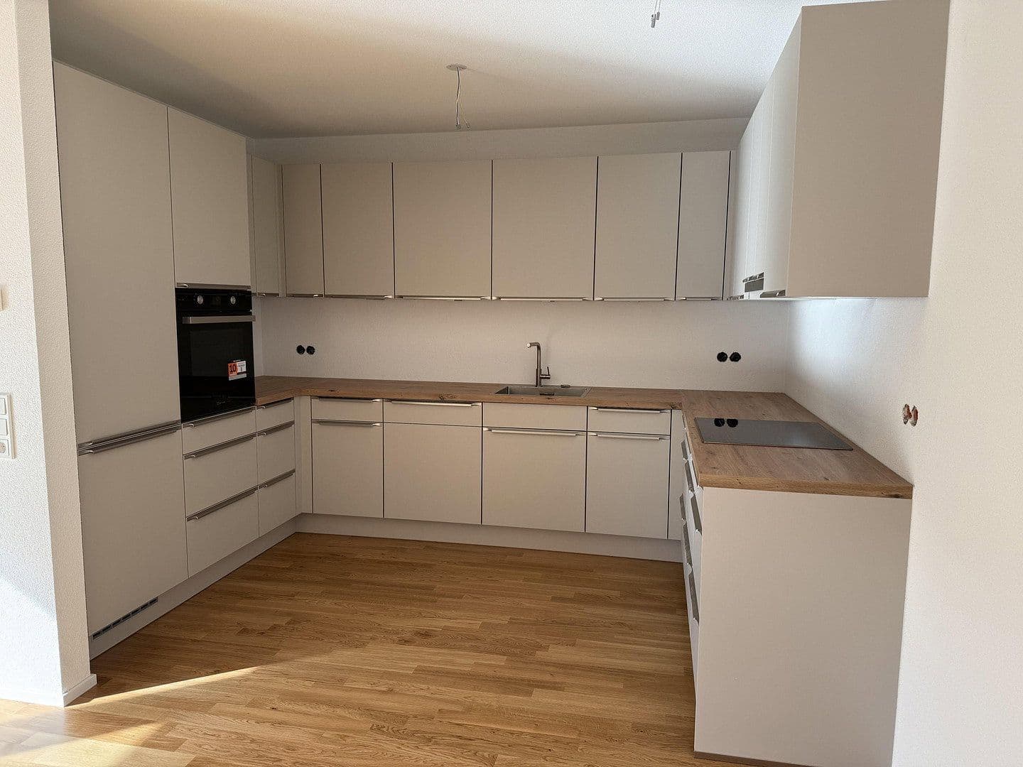 Prenájom bytu 3-izbový 97 m², Fischinger Straße, Binzen, Bádensko-Wurttembersko Prenájom bytu 3-izbový 97 m², Fischinger Straße, Binzen, Bádensko-Wurttembersko