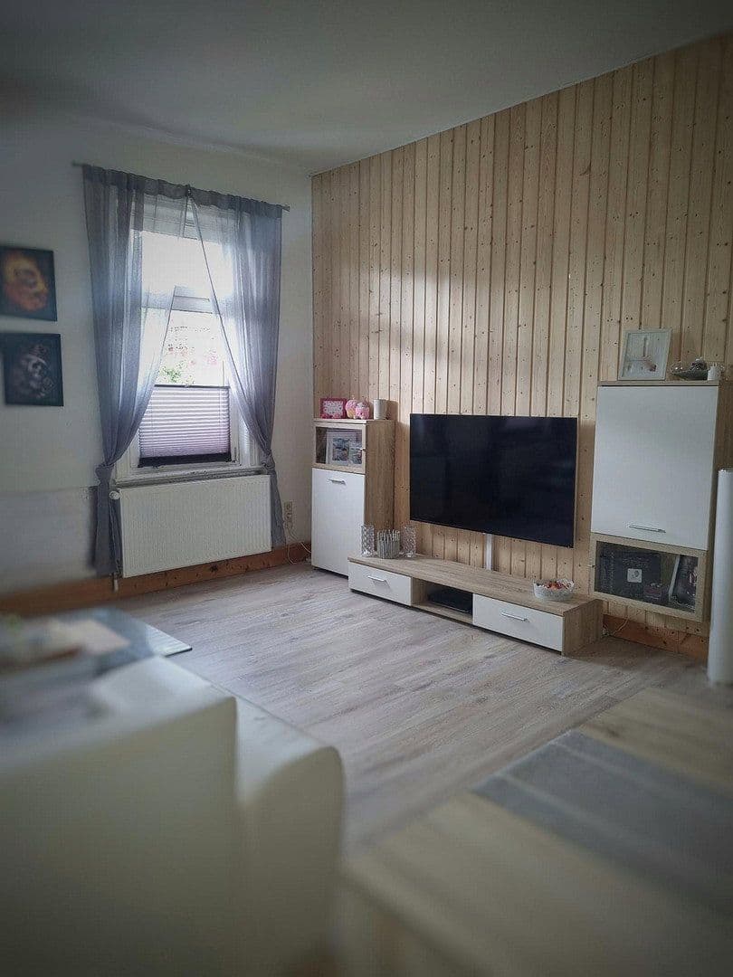 Prenájom bytu 4-izbový 120 m², Erzstraße 29, Clausthal-Zellerfeld, Dolné Sasko Prenájom bytu 4-izbový 120 m², Erzstraße 29, Clausthal-Zellerfeld, Dolné Sasko