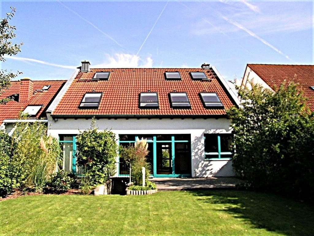 Prenájom domu 200 m², pozemek 420 m², Dietzenbach, Hesensko Prenájom domu 200 m², pozemek 420 m², Dietzenbach, Hesensko