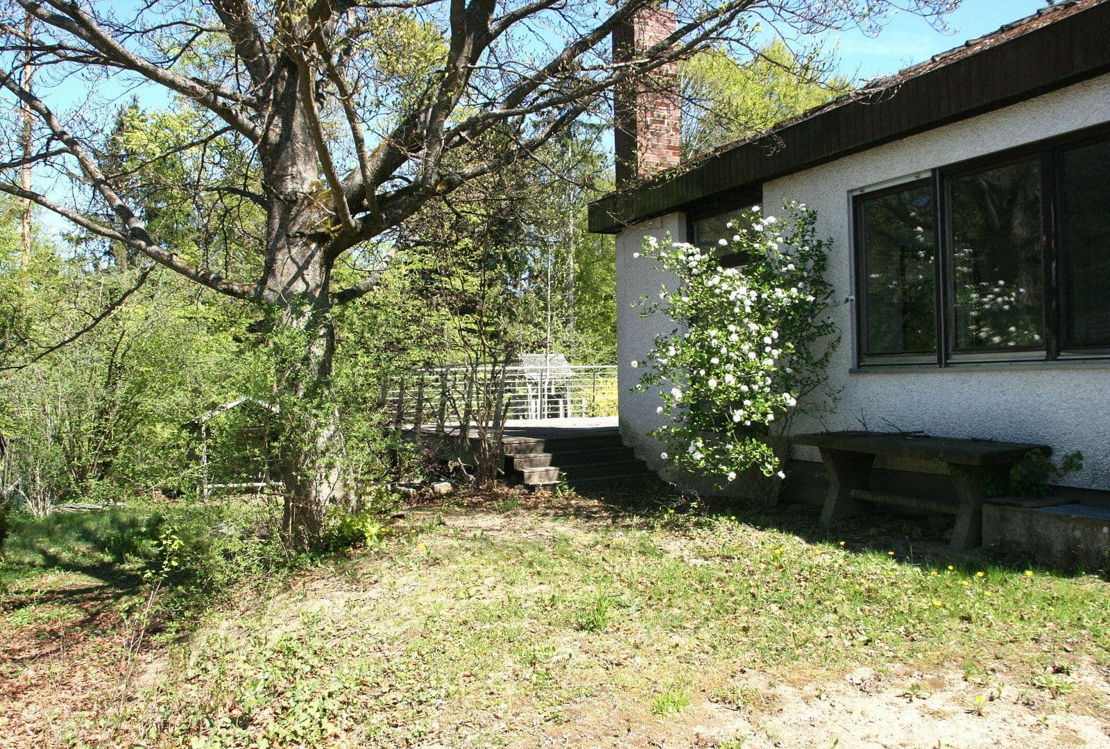 Predaj domu 297 m², pozemek 1.000 m², Laaber, Bavorsko Predaj domu 297 m², pozemek 1.000 m², Laaber, Bavorsko