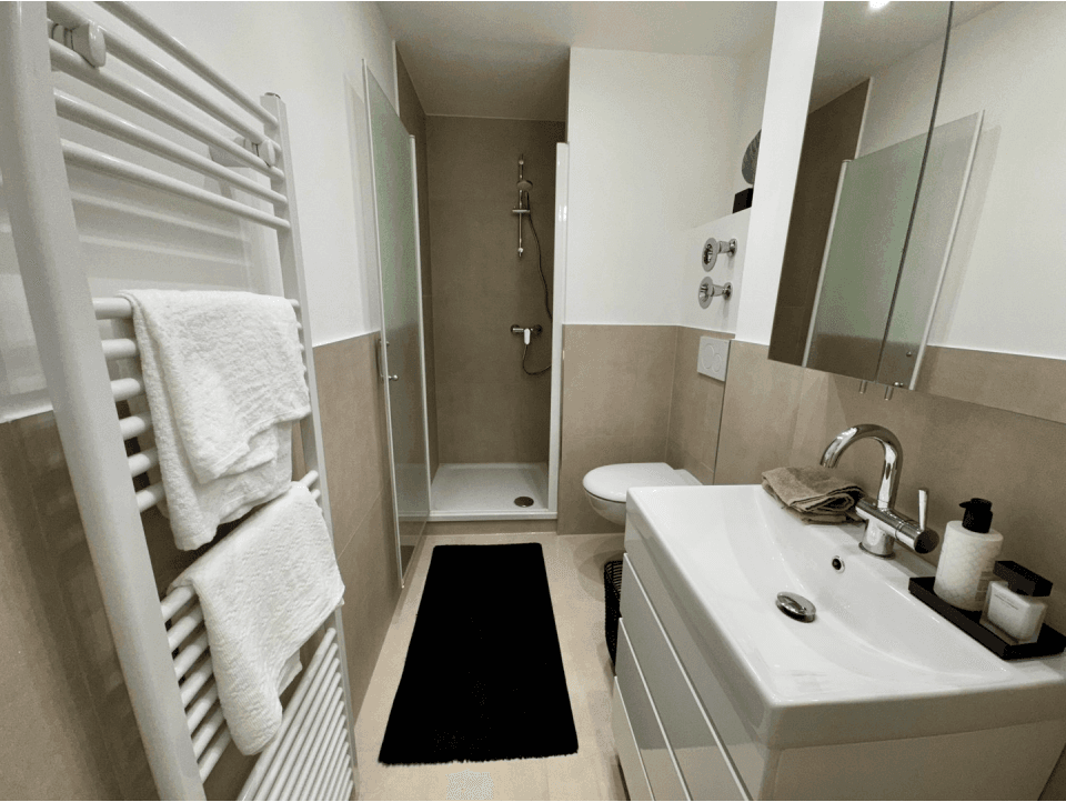 Predaj bytu 3-izbový 77 m², Köln, Severné Porýnie - Westfálsko Predaj bytu 3-izbový 77 m², Köln, Severné Porýnie - Westfálsko