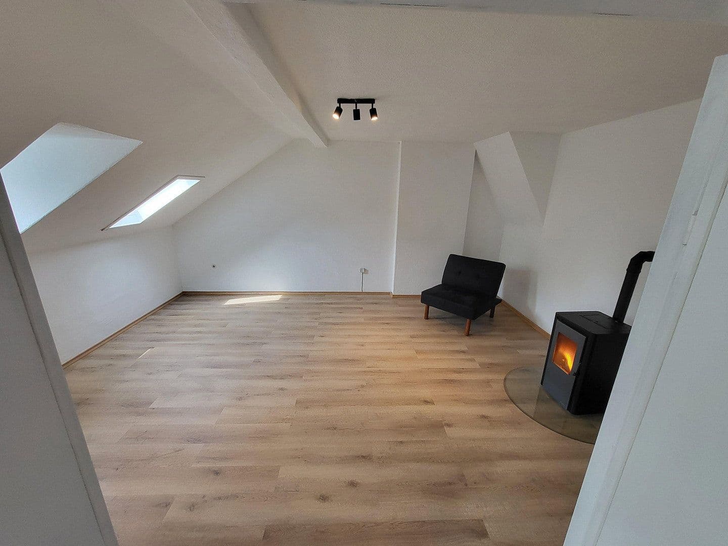 Prenájom bytu 2-izbový 50 m², Oelsnitzer Str. 105, Hof, Bavorsko Prenájom bytu 2-izbový 50 m², Oelsnitzer Str. 105, Hof, Bavorsko