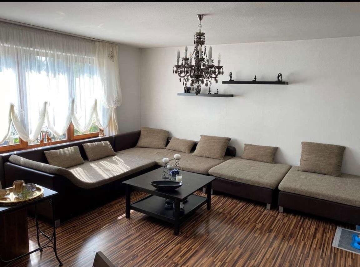 Predaj domu 118 m², pozemek 327 m², Friedberg (Hessen), Hesensko Predaj domu 118 m², pozemek 327 m², Friedberg (Hessen), Hesensko