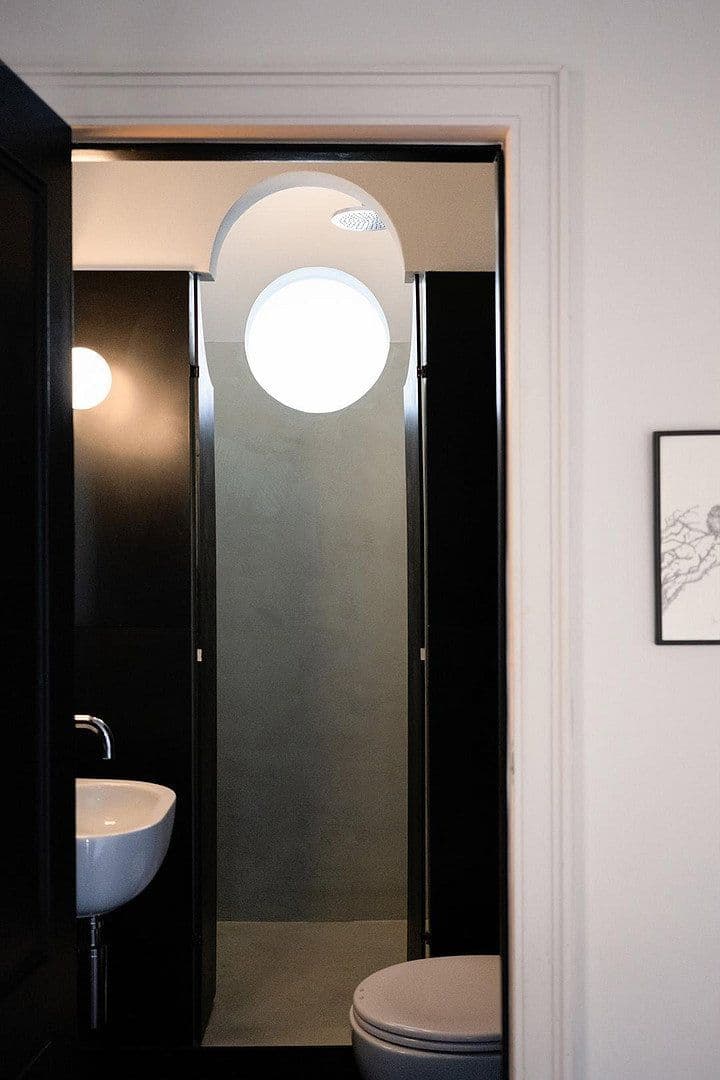 Predaj bytu 2-izbový 61 m², Berlin, Berlín Predaj bytu 2-izbový 61 m², Berlin, Berlín