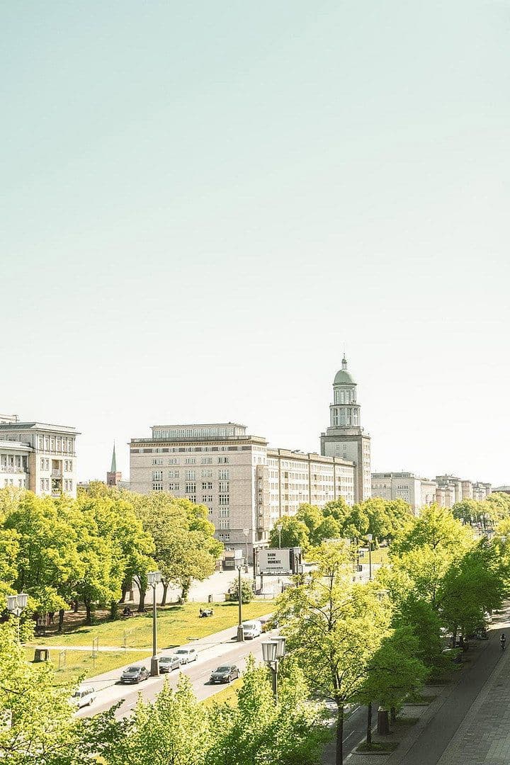 Predaj bytu 2-izbový 61 m², Berlin, Berlín Predaj bytu 2-izbový 61 m², Berlin, Berlín