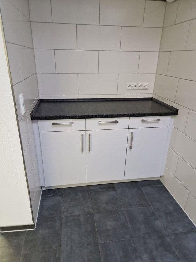 Prenájom kancelárie 107 m², Herzog-Bernd-Str. 2-4, Soltau, Dolné Sasko Prenájom kancelárie 107 m², Herzog-Bernd-Str. 2-4, Soltau, Dolné Sasko