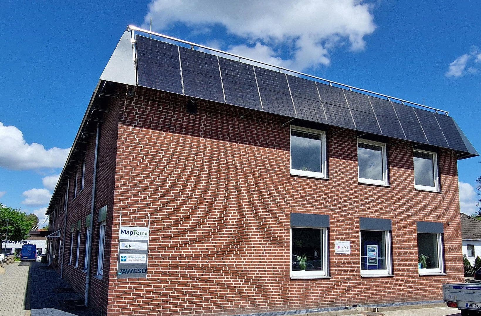 Prenájom kancelárie 107 m², Herzog-Bernd-Str. 2-4, Soltau, Dolné Sasko Prenájom kancelárie 107 m², Herzog-Bernd-Str. 2-4, Soltau, Dolné Sasko