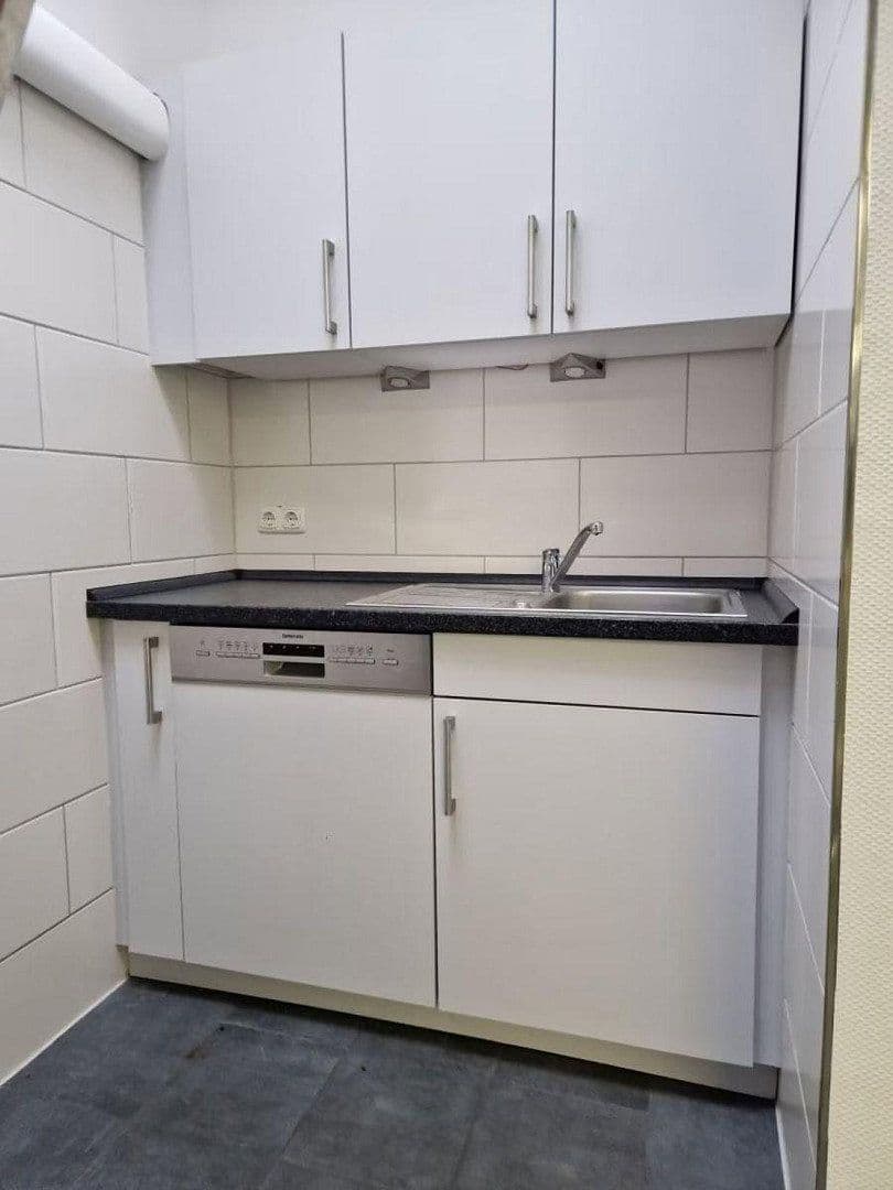 Prenájom kancelárie 107 m², Herzog-Bernd-Str. 2-4, Soltau, Dolné Sasko Prenájom kancelárie 107 m², Herzog-Bernd-Str. 2-4, Soltau, Dolné Sasko