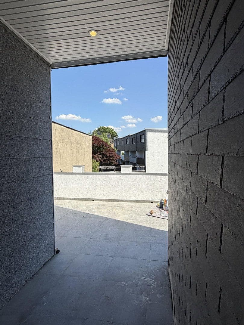 Prenájom bytu 2-izbový 85 m², Langenfeld (Rheinland), Severné Porýnie - Westfálsko Prenájom bytu 2-izbový 85 m², Langenfeld (Rheinland), Severné Porýnie - Westfálsko