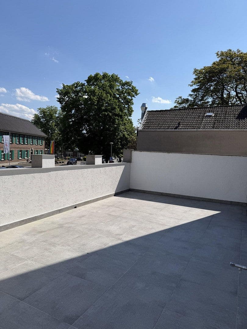 Prenájom bytu 2-izbový 85 m², Langenfeld (Rheinland), Severné Porýnie - Westfálsko Prenájom bytu 2-izbový 85 m², Langenfeld (Rheinland), Severné Porýnie - Westfálsko