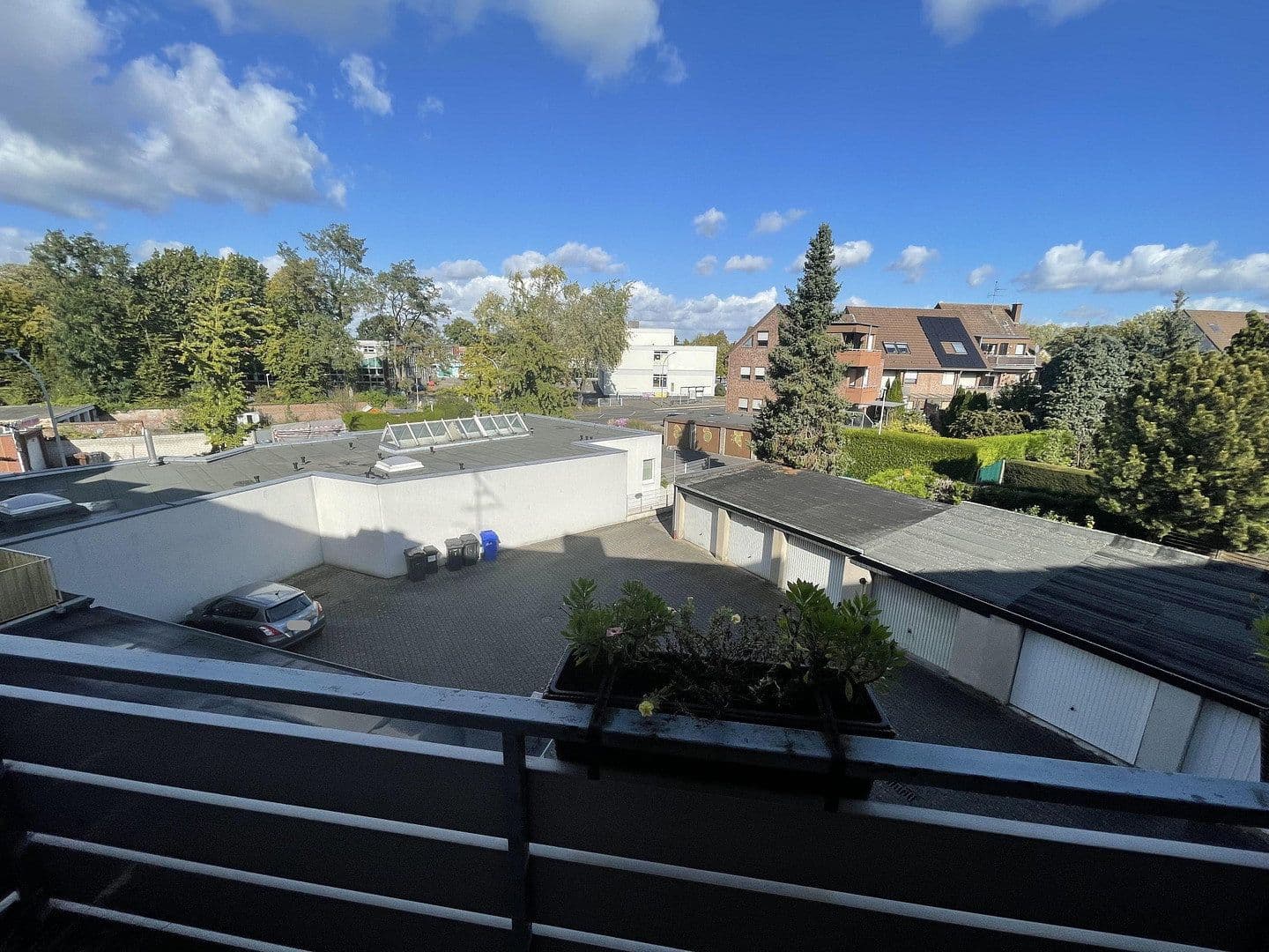 Prenájom bytu 3-izbový 70 m², Konstantinstraße 133, Mönchengladbach, Severné Porýnie - Westfálsko Prenájom bytu 3-izbový 70 m², Konstantinstraße 133, Mönchengladbach, Severné Porýnie - Westfálsko