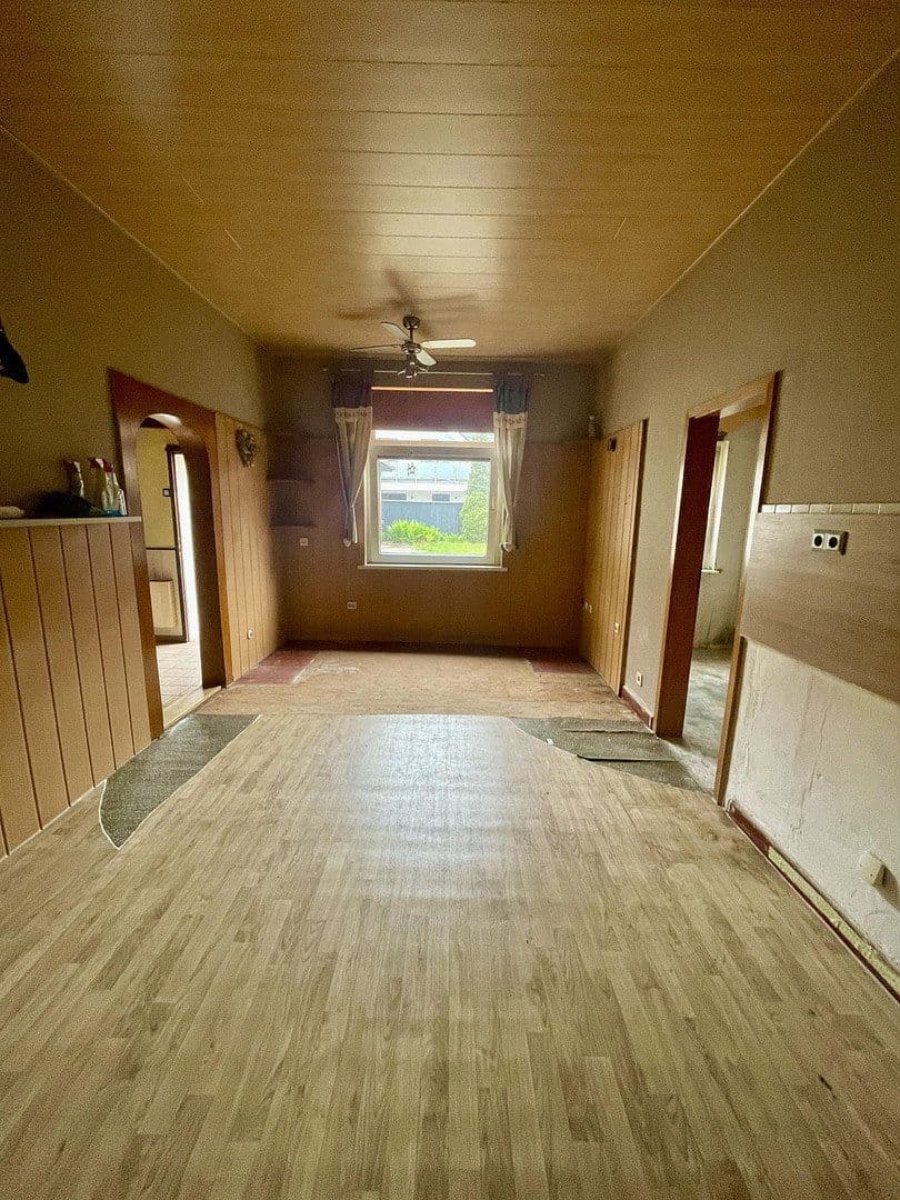 Predaj domu 130 m², pozemek 402 m², An der Schanze 9, Wunstorf, Dolné Sasko Predaj domu 130 m², pozemek 402 m², An der Schanze 9, Wunstorf, Dolné Sasko
