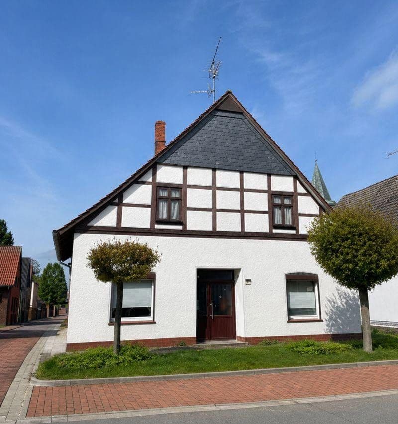 Predaj domu 130 m², pozemek 402 m², An der Schanze 9, Wunstorf, Dolné Sasko Predaj domu 130 m², pozemek 402 m², An der Schanze 9, Wunstorf, Dolné Sasko