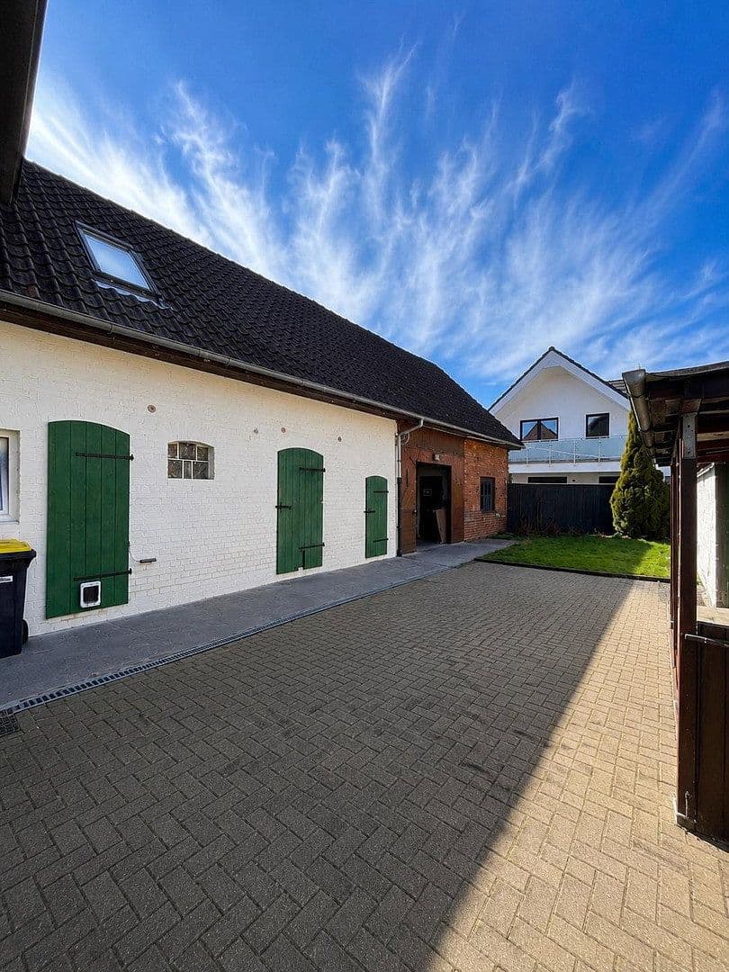 Predaj domu 130 m², pozemek 402 m², An der Schanze 9, Wunstorf, Dolné Sasko Predaj domu 130 m², pozemek 402 m², An der Schanze 9, Wunstorf, Dolné Sasko