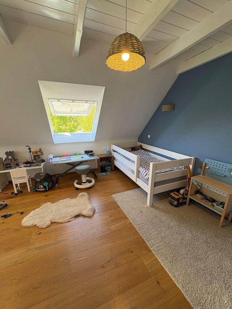 Predaj domu 136 m², pozemek 310 m², Krefeld, Severné Porýnie - Westfálsko Predaj domu 136 m², pozemek 310 m², Krefeld, Severné Porýnie - Westfálsko