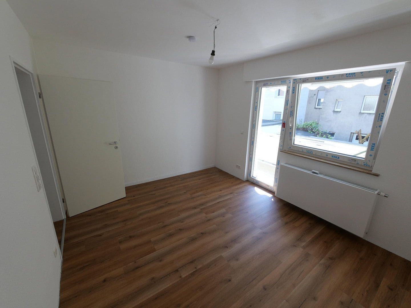 Prenájom bytu 2-izbový 72 m², Merzenicher Straße 6, Düren, Severné Porýnie - Westfálsko Prenájom bytu 2-izbový 72 m², Merzenicher Straße 6, Düren, Severné Porýnie - Westfálsko