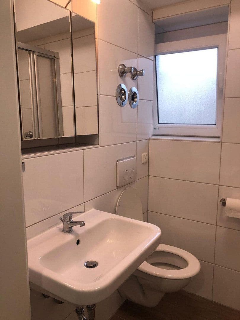 Prenájom bytu 1-izbový 30 m², Wilhelmstraße 2, Pohlheim, Hesensko Prenájom bytu 1-izbový 30 m², Wilhelmstraße 2, Pohlheim, Hesensko